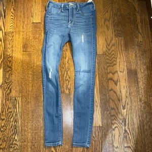 Hollister jeans